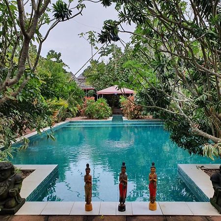 Taman Indah Resort Tamanredjo Dış mekan fotoğraf